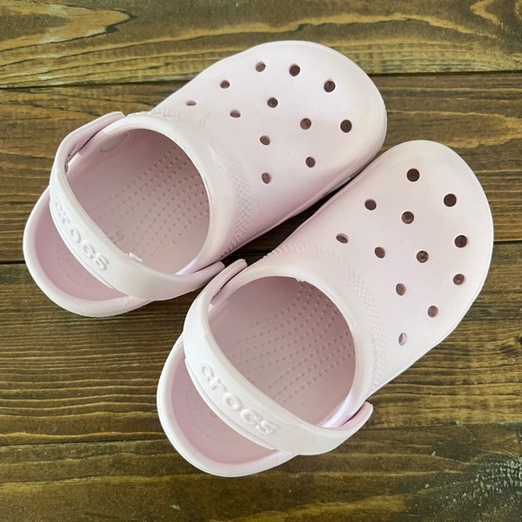CROCS Other - Crocs Sandals Toddler Pink size 11c